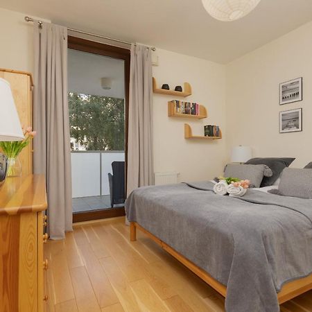 Osiedle Intenso Warszawa Wola By Noclegi Renters Exteriör bild