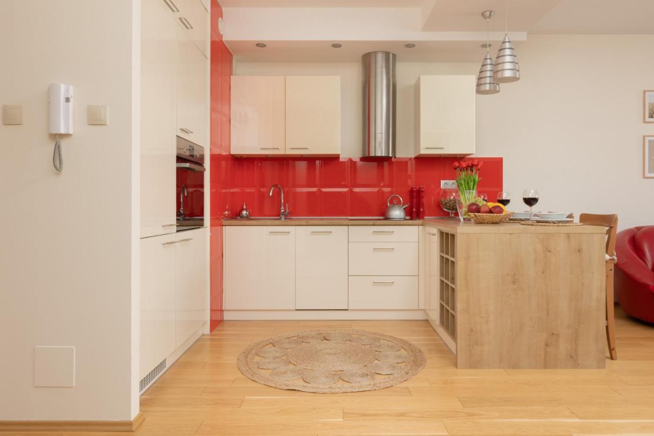 Osiedle Intenso Warszawa Wola By Noclegi Renters Exteriör bild