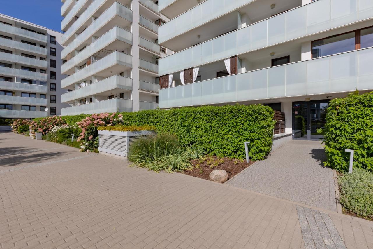 Osiedle Intenso Warszawa Wola By Noclegi Renters Exteriör bild